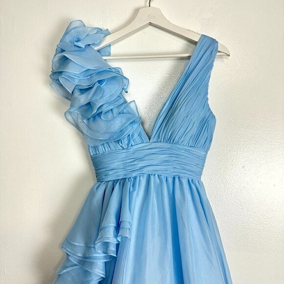 MAC DUGGAL Ruffle Shoulder V-neck Chiffon Gown in Powder Blue Size US 2 - Picture 5 of 13